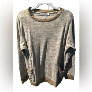 Gadewake Women’s Brown and Cream Soft Long Sleeve Jersey Shirt Small